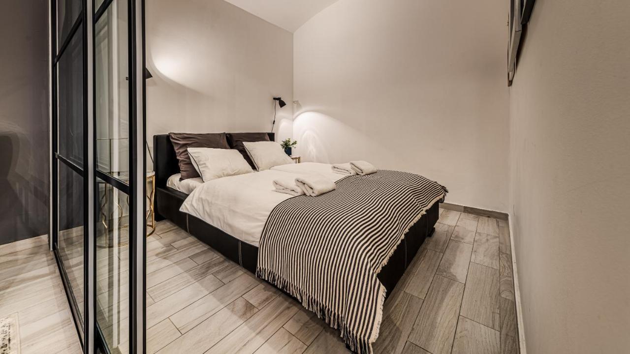 Apartments Santini Zagreb Exterior photo